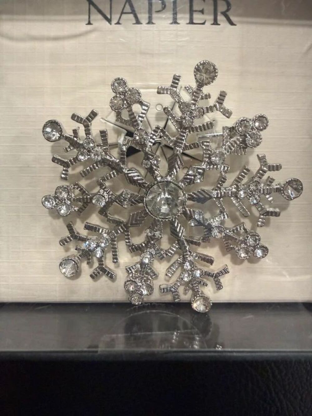 Sparkle Snowflake pin